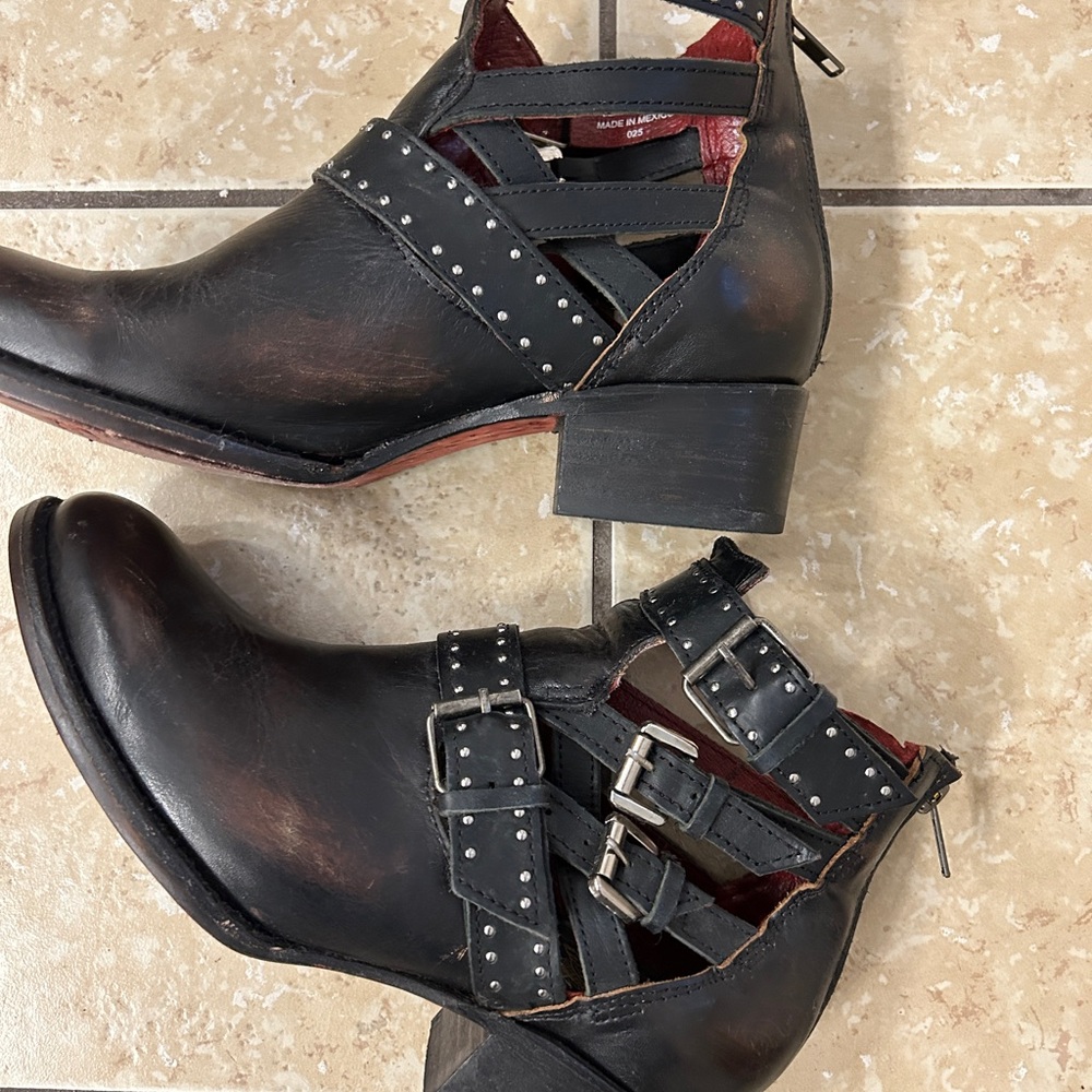 FREEBIRD Belgium size 9